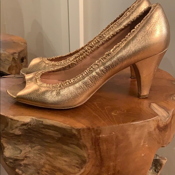 MARC JACOBS ROSE GOLD LAME  PEEP TOE HEELS SZ39 - Picture 1 of 8